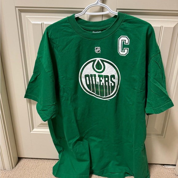 Reebok Connor McDavid St. Patrick’s Day Player Tee - Picture 1 of 2